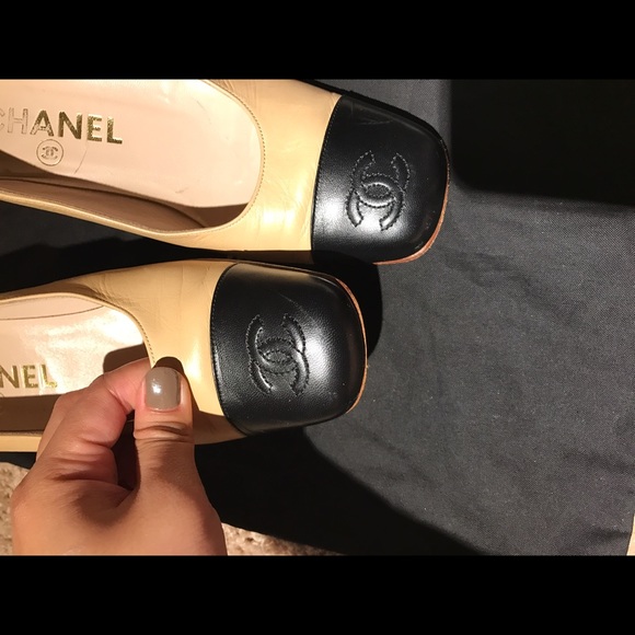 Classic Authentic Chanel Heel - Picture 6 of 8